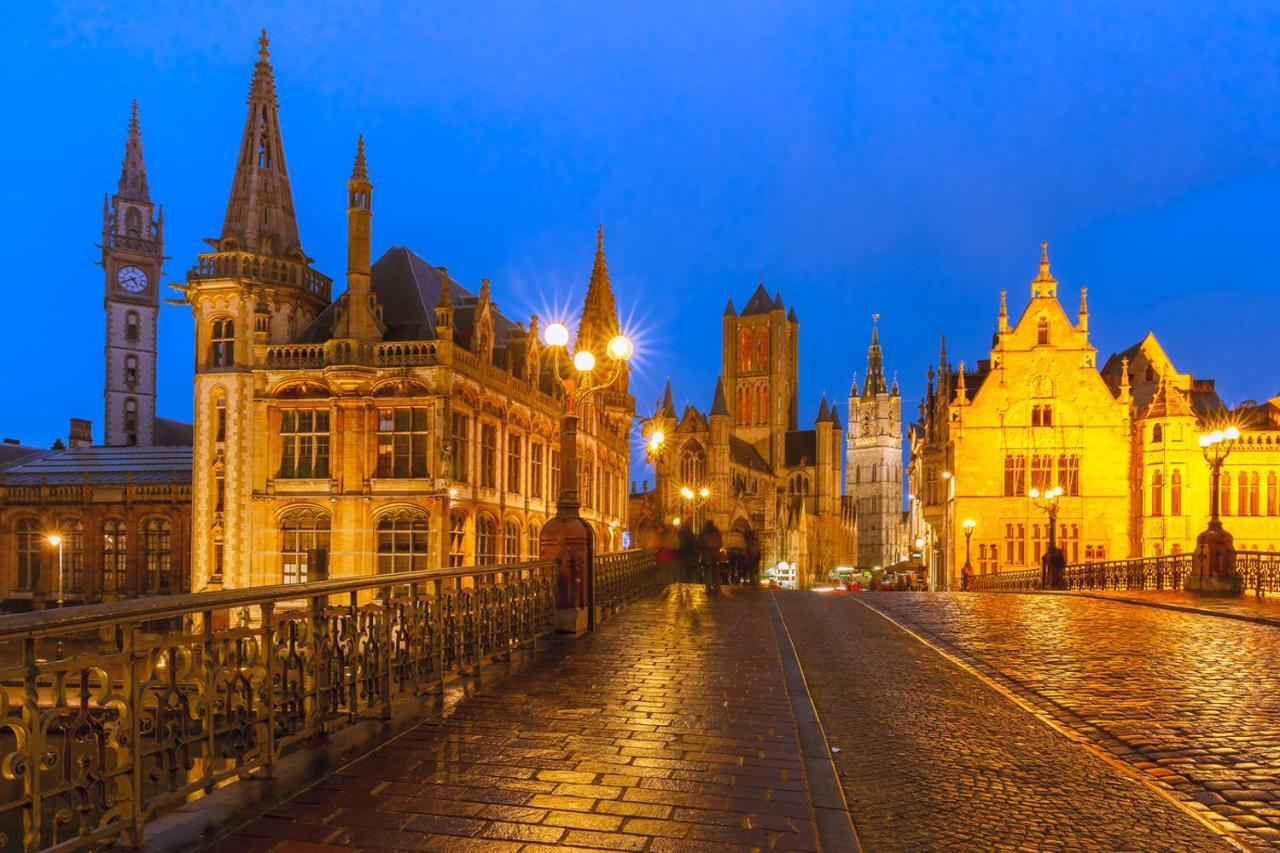 Couette-café With A View Gand