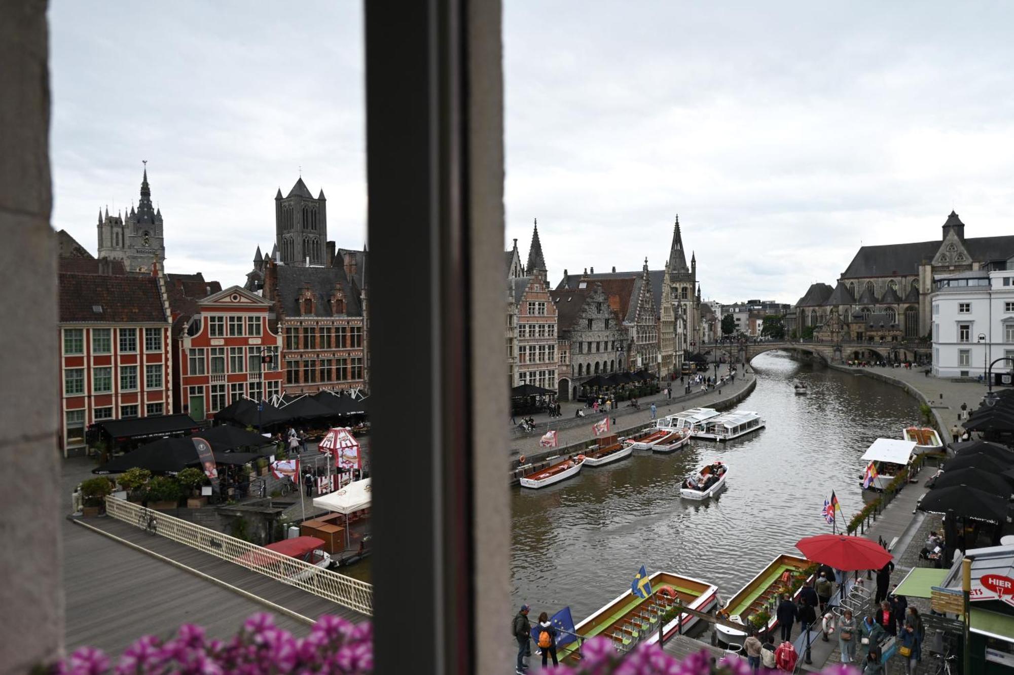 Frühstückspension With A View Gent